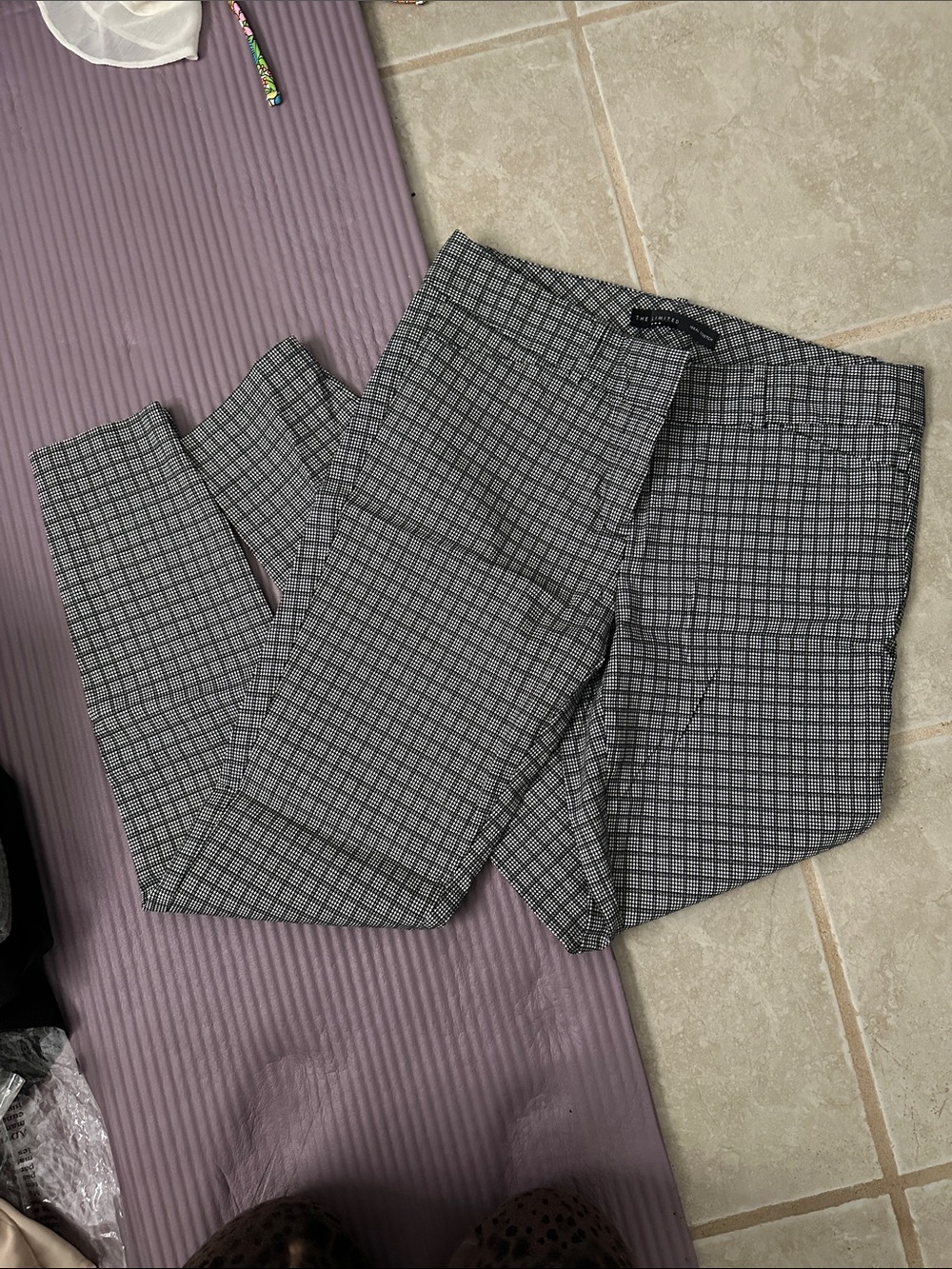 The Limited Men's Black and White Plaid Dress Pants